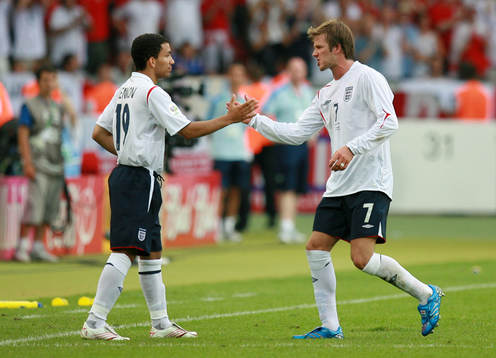 David Beckham blir utbytt mot Aaron Lennon, England (Byte,