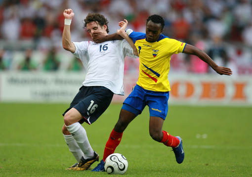 Owen Hargreaves, England och Christian Lara, Ecuador