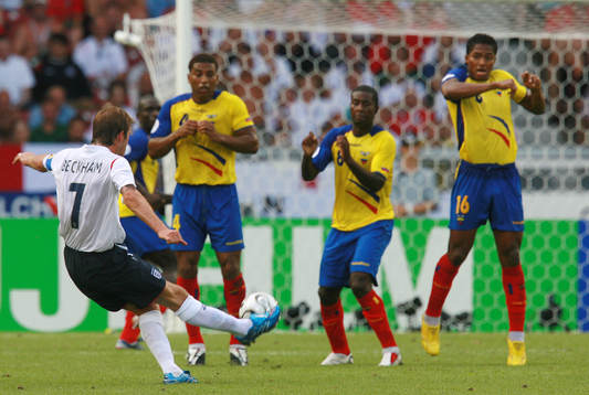 David Beckham, England slår en frispark