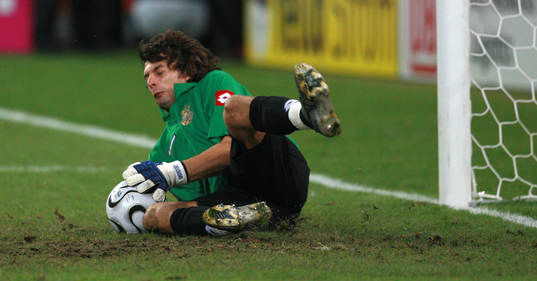 Oleksandr Shovkovskyi, Ukraina (Målvakt) räddar straffen