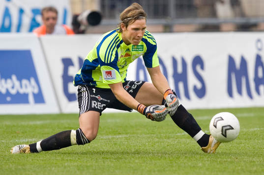 Sebastian Karlsson, målvakt