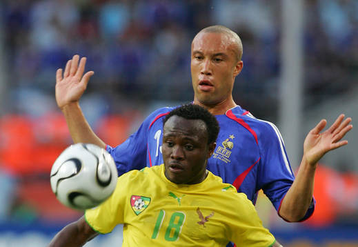 Mikael Silvestre, Frankrike och Yao Junior Senaya, Togo