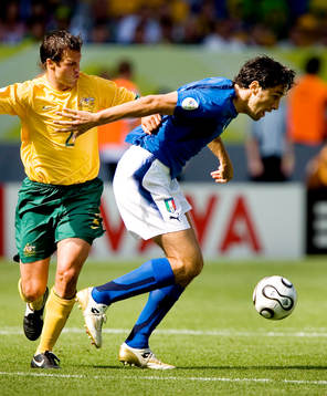 Luca Toni, Italien och Lucas Neill, Australien