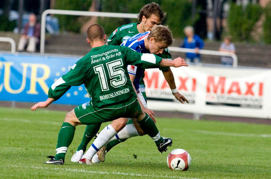 Linus Malmqvist, Trelleborg stoppas av Robert Pettersson,