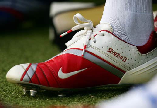 Mikael Silvestre, Nike, sko, logga, namn