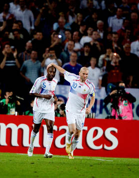 7 Fotboll, VM 2006, William Gallas och Zinedine Zidane,