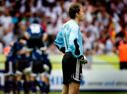 Jens Lehmann (målvakt) Tyskland, depp. Jubel i bakgrunden