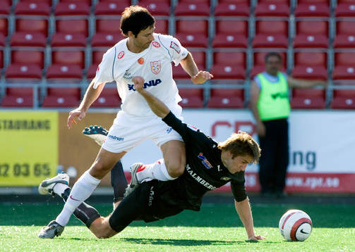Bläddra bland fler bilder av Fotboll