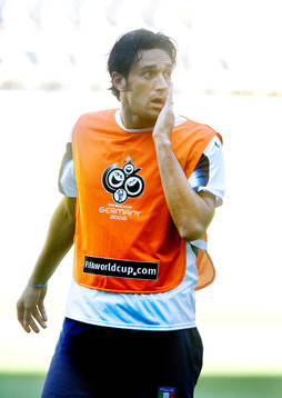 Luca Toni, Italien