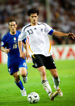 Michael Ballack, Tyskland och Mauro Camoranesi, Italien