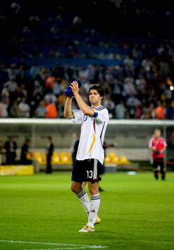 Michael Ballack, Tyskland, grät