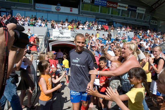 Henrik "Henke" Larsson tillbaka på Olympia