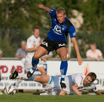 Gefle stoppar effektivt Halmstad, här Patrik Ingelsten