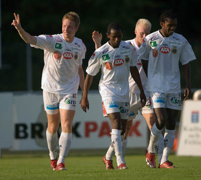0-1, Kristen Viikmäe har gett Gefle ledningen och grattas