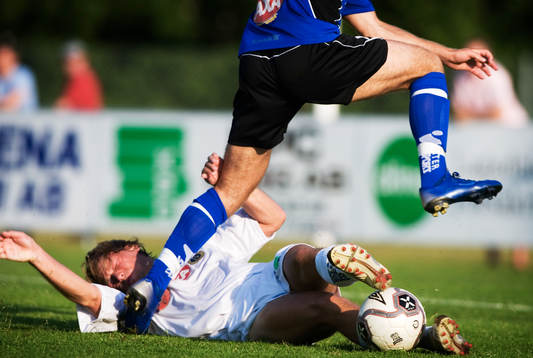 Joakim Karlsson, Gefle, glidtackla, glidtackling