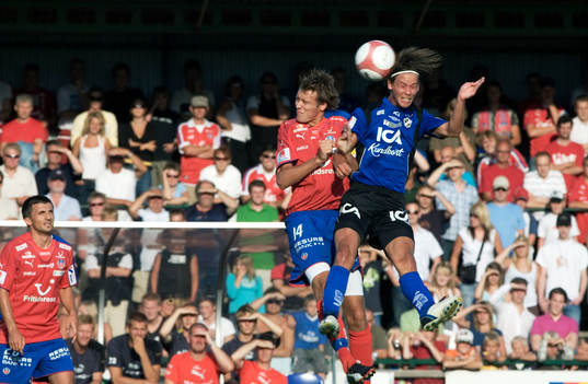 Dusan Djuric, Halmstad vinner nickduell mot Andreas