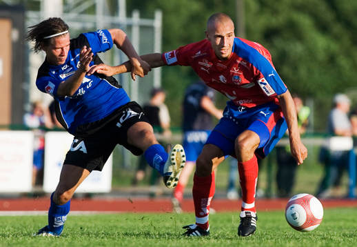 Dusan Djuric, Halmstad satsar stenhårt mot Henrik Larsson,