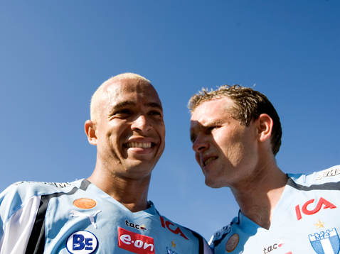 Två målskyttar, Junior och Jonatan Johansson