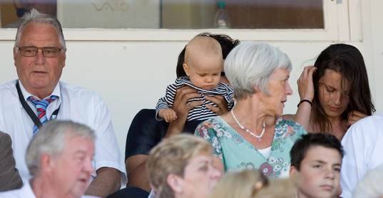 Jari Litmanen med familj