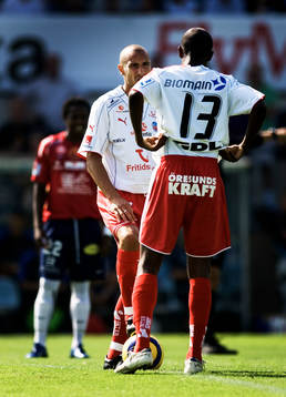 Henrik Larsson, Helsingborg samtalar med Luton Shelton