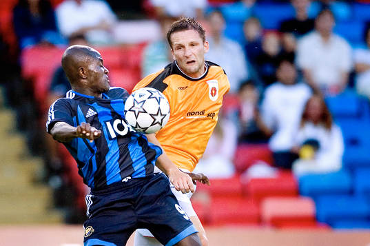 Jones Kusi Asare, Djurgården och Martin Laurinc, Ruzomberok