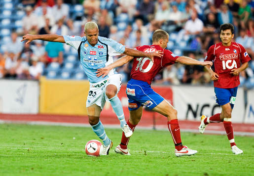 Junior, Malmö och Fredrik Gustafson, Öster