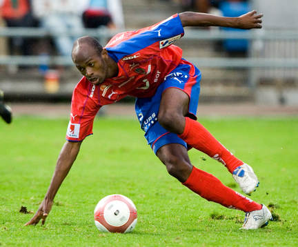 Luton Shelton