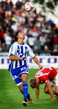 George Mourad, Göteborg tar med sig bollen förbi Tobias
