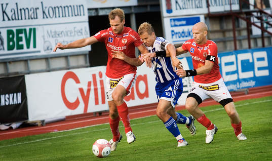 Tobias Carlsson och Henrik Rydström, Kalmar jagar Niclas