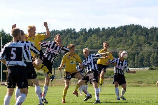 Klungspel framför mål