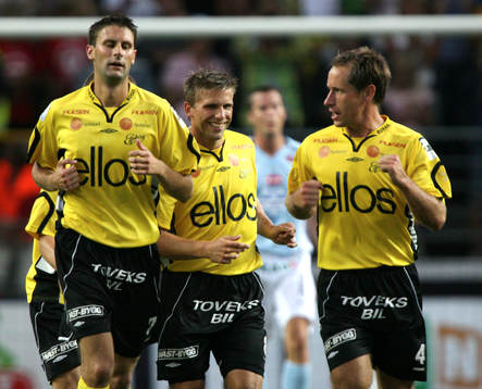 2-2, frispark signerad Anders Svensson, som ser nöjd ut