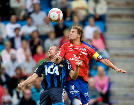Andreas Granqvist högre än målskytten Mattias Jonson