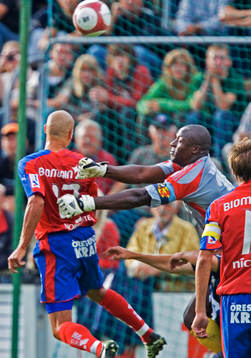 Henrik Larsson, Helsingborg och Pa Dembo Tourray, målvakt,