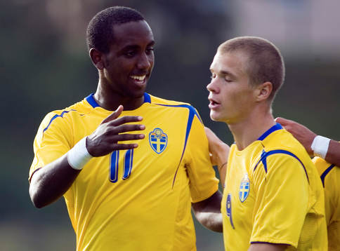 Henok Goitom och Samuel Holmén, Sverige jubel