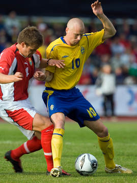 Perica, Makedonien och Alexander Farnerud, Sverige som