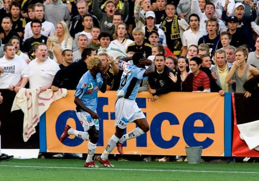 Rene Muzola Makondele, Gefle hånar AIK klacken