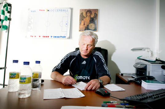 Fotboll, Grekisk Liga, Hans backe, Hasse Backe, tränare,