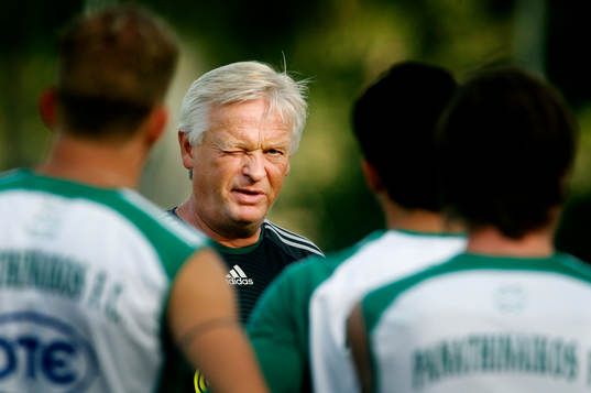 Fotboll, Grekisk Liga, Hans Backe, Hasse Backe, tränare