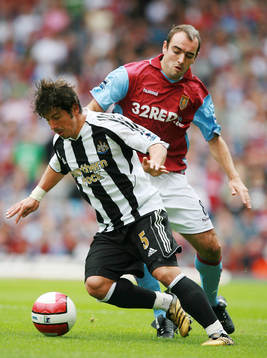 Fotboll, Engelsk, Premier League, Aston Villa - Newcastle