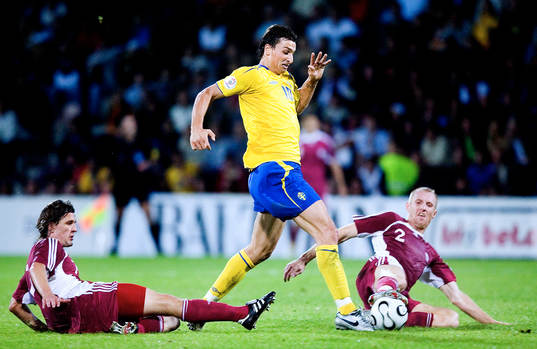 Zlatan Ibrahimovic utmanar