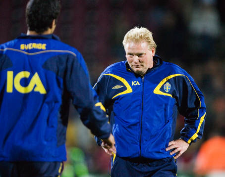 Jörgen Lennartsson, assisterande förbundskapten, U21, ser