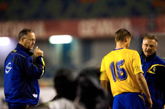 Lars Lagerbäck och Roland Andersson, tränare, Sverige.