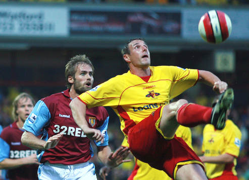 Malky Mackay, Watford  och Olof Mellberg, Aston Villa