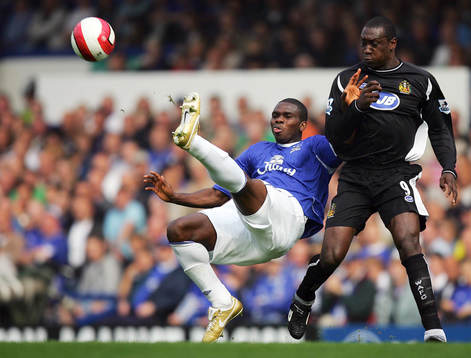 Joseph Yobo, Everton och Emile Heskey, Wigan