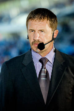 I TV 4 studion, Stuart Baxter