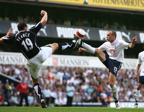 Danny Murphy. Tottenham och Iain Pearce, Fulham