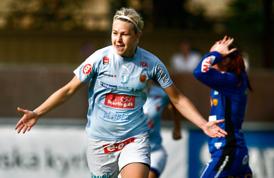 Asthildur Helgadottir, Malmö gjorde 2-1 målet. Jubel.