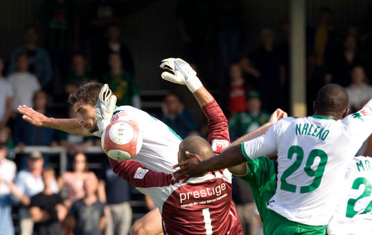 Trångt runt Dime Jankulovski, målvakt, Gais