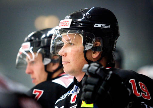 Juha Riihijärvi, Malmö i avbrytarbås