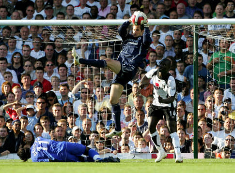 Petr Cech, Chelsea, målvakt och Papa Bouba Diop, Fulham